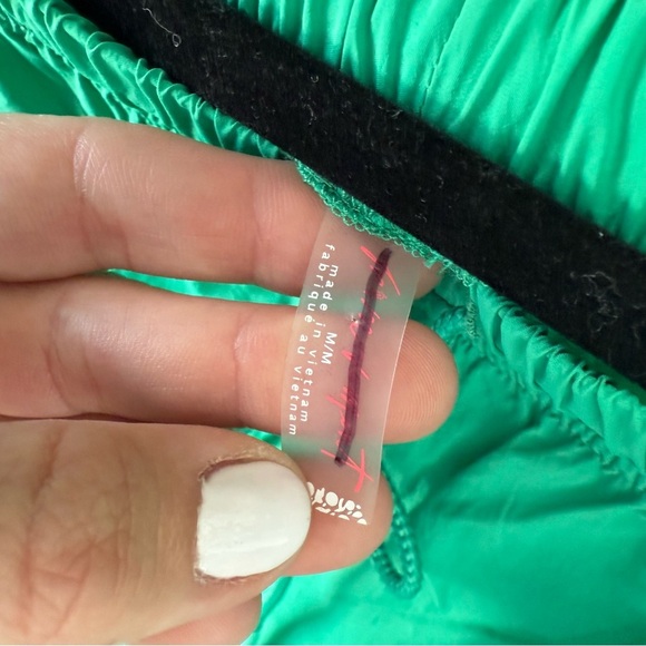 Free People Movement Fly By Night Kelly Green Water Resistant Size M Hiking - Picture 14 of 15